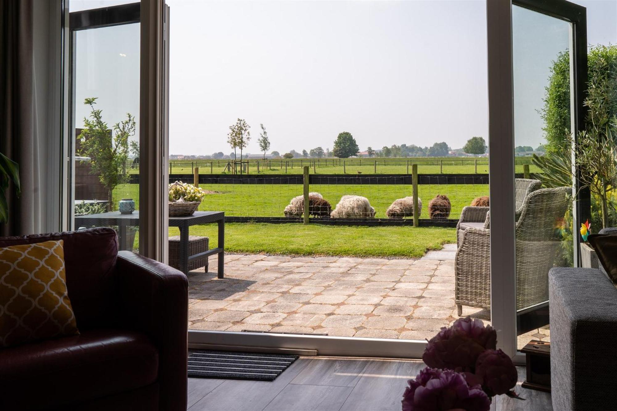 Vakantiewoning Le Garaazje 'S-Gravendeel Exterior foto